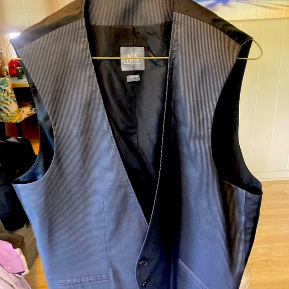 Armani Exchange vest - Picture 1 of 2